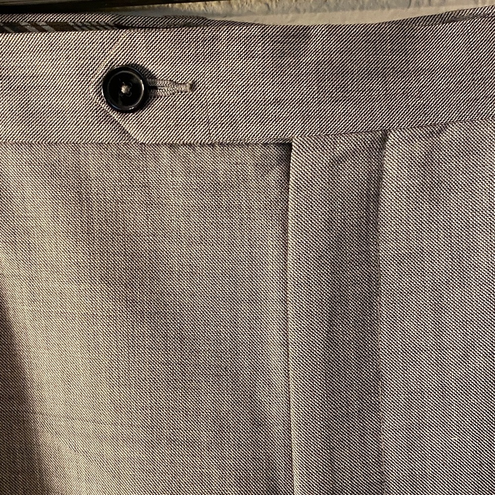 Sean John Men's Light Gray Dress Pants - Pleated Front - Picture 4 of 6